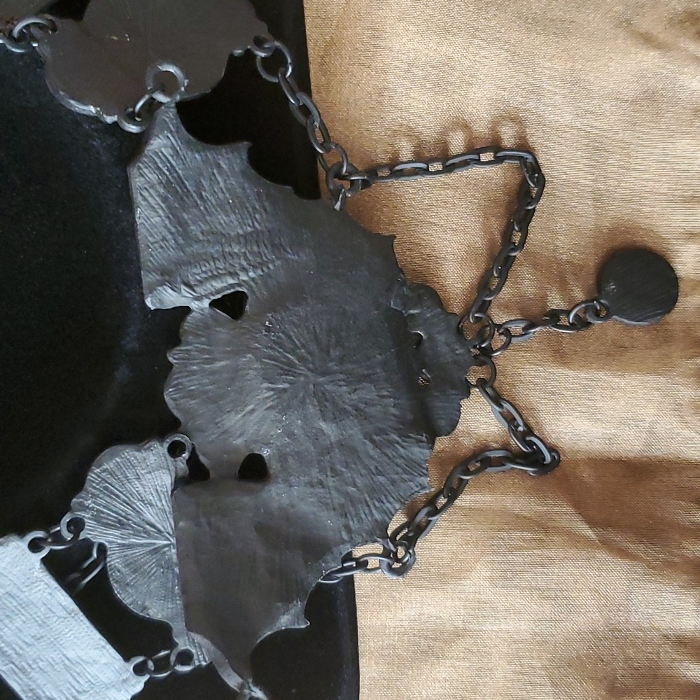 *NWT* Restyle's Purple Posession Bat Choker - Picture 10 of 16
